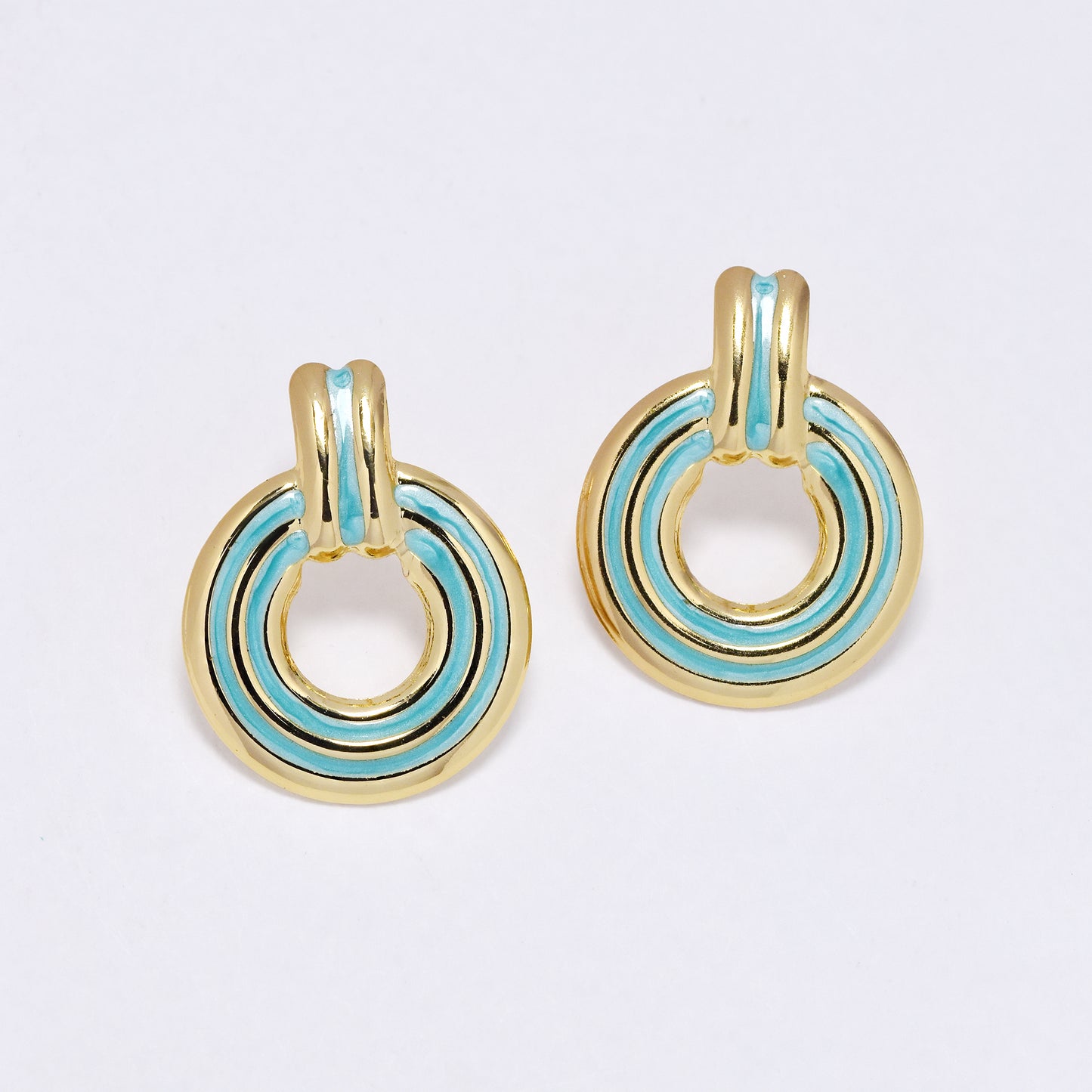 SSYE6840 - Steel round enamel detail stud earring