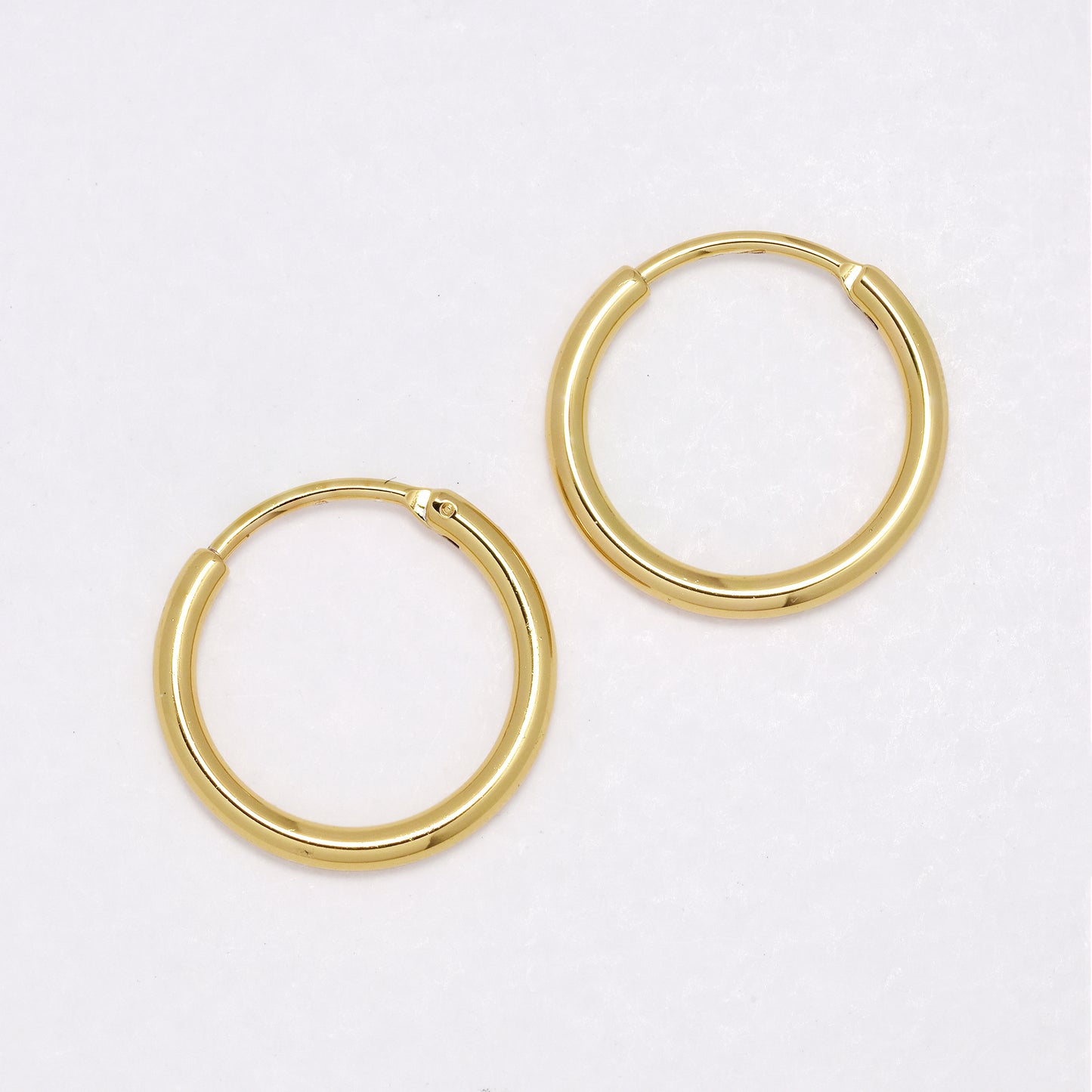 SS.SLEEPER-G-2MM - Steel 2mm wide sleeper hoop with a continuous curved post