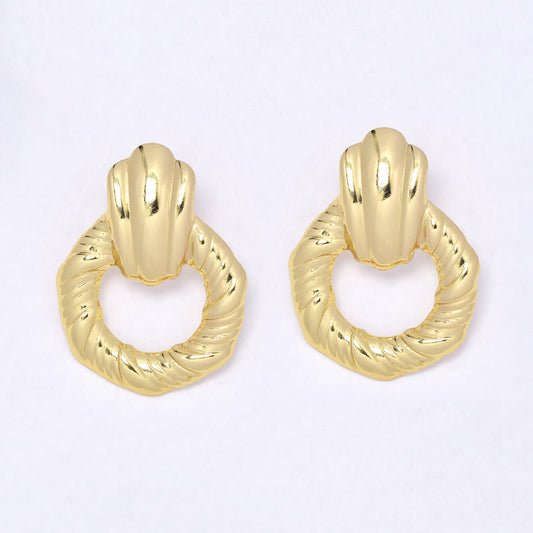 SSYE7102 - Steel 33mm x 25mm door knocker stud earring