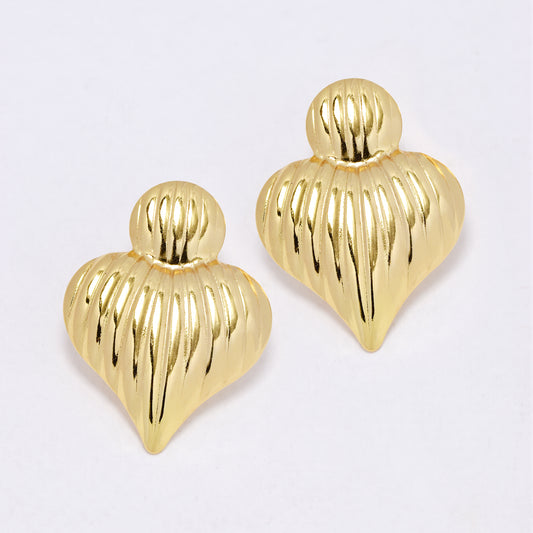 SSYE7117 - Steel 34mm x 25mm heart door knocker stud earring