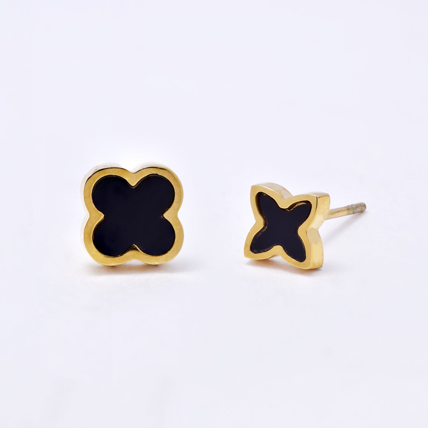 SSYE7120 - Steel 6mm mismatched flower stud earrings