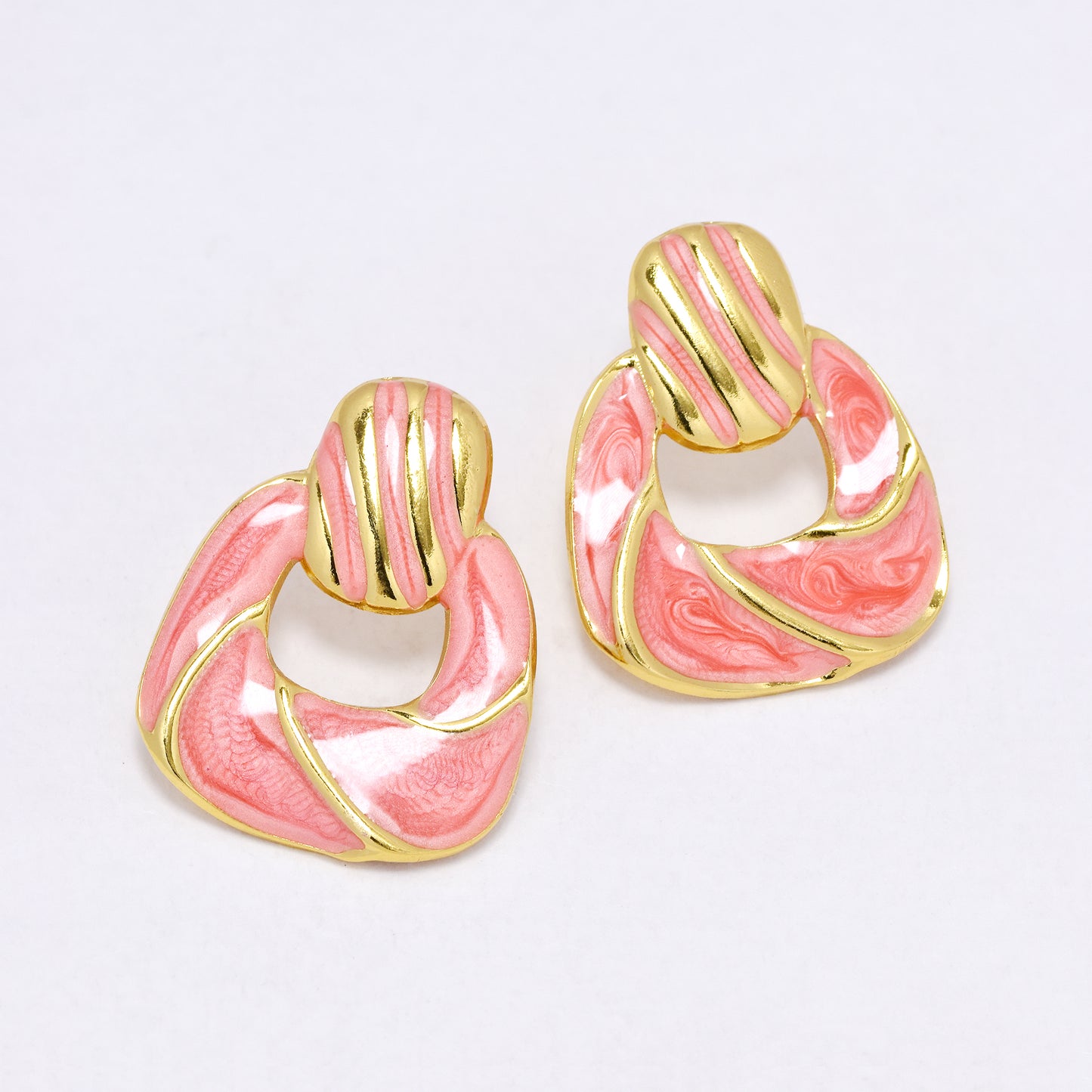 SSYE7411 - Steel 30mm x 24mm enamel door knocker stud earring