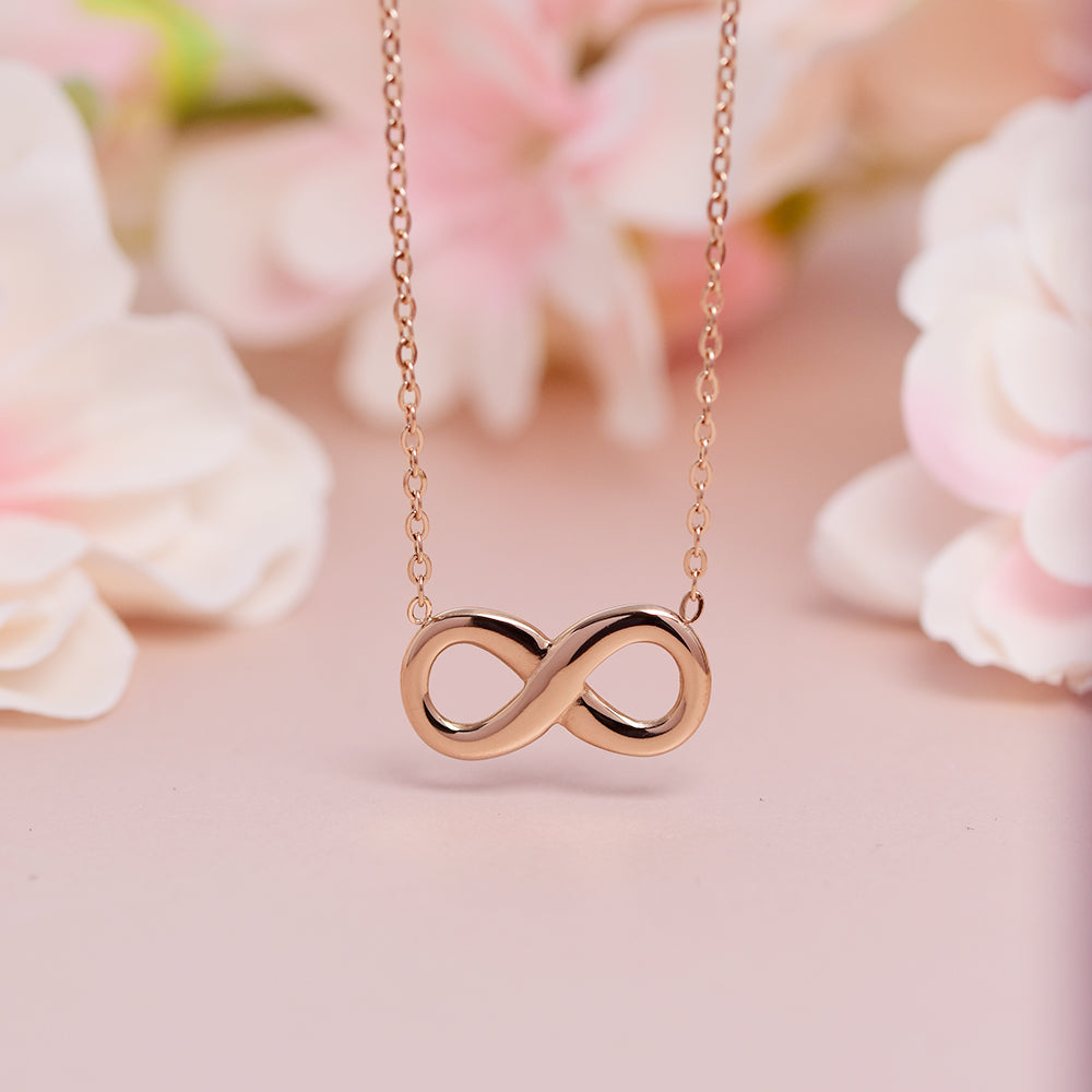 Stainless steel infinity necklace - Infinity:L20mm x W10mm chain: 44cm + 6cm extension chain