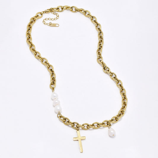SSYN6139 - St Steel cross and pearl statement necklace