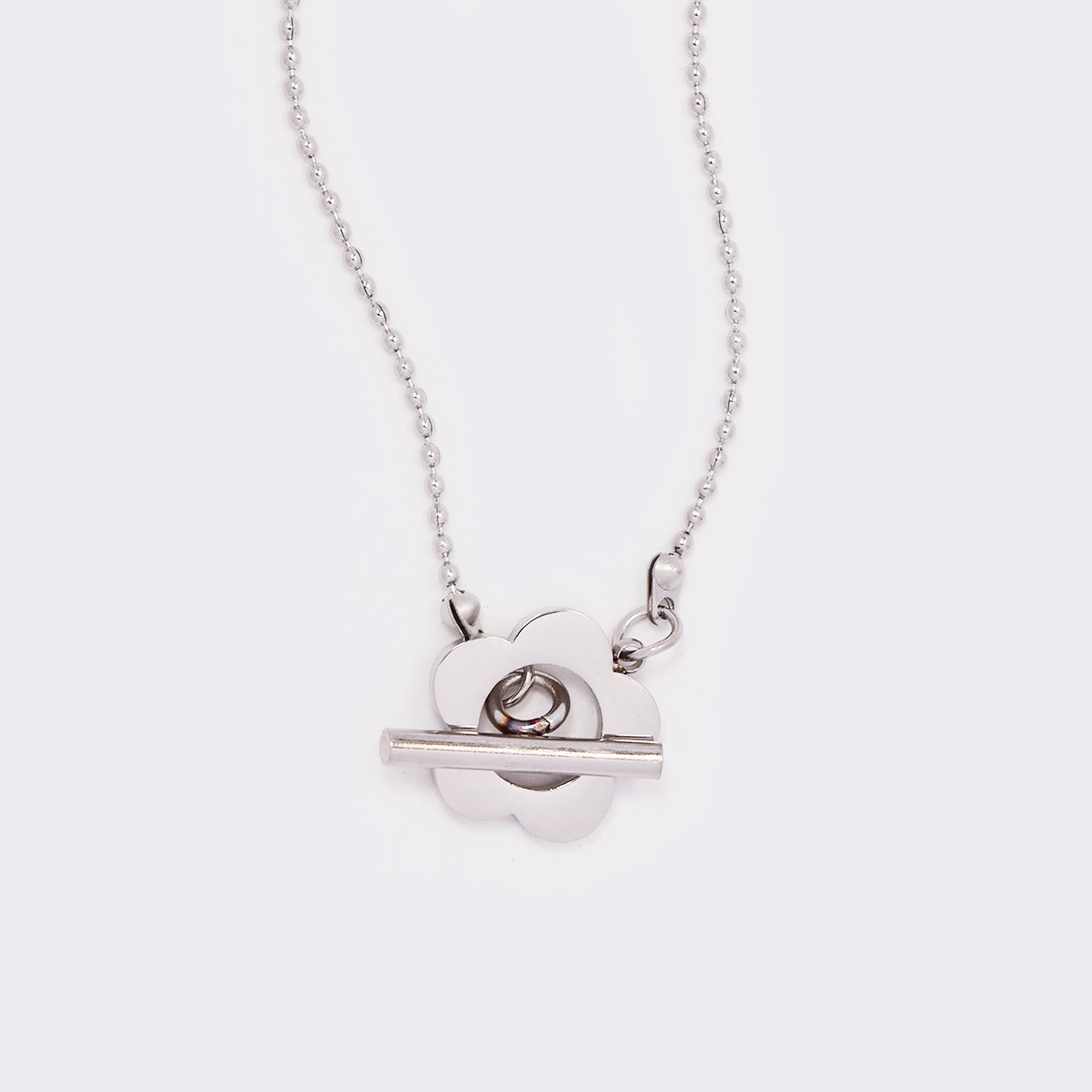 Cutout steel flower toggle necklace - SSYN5622