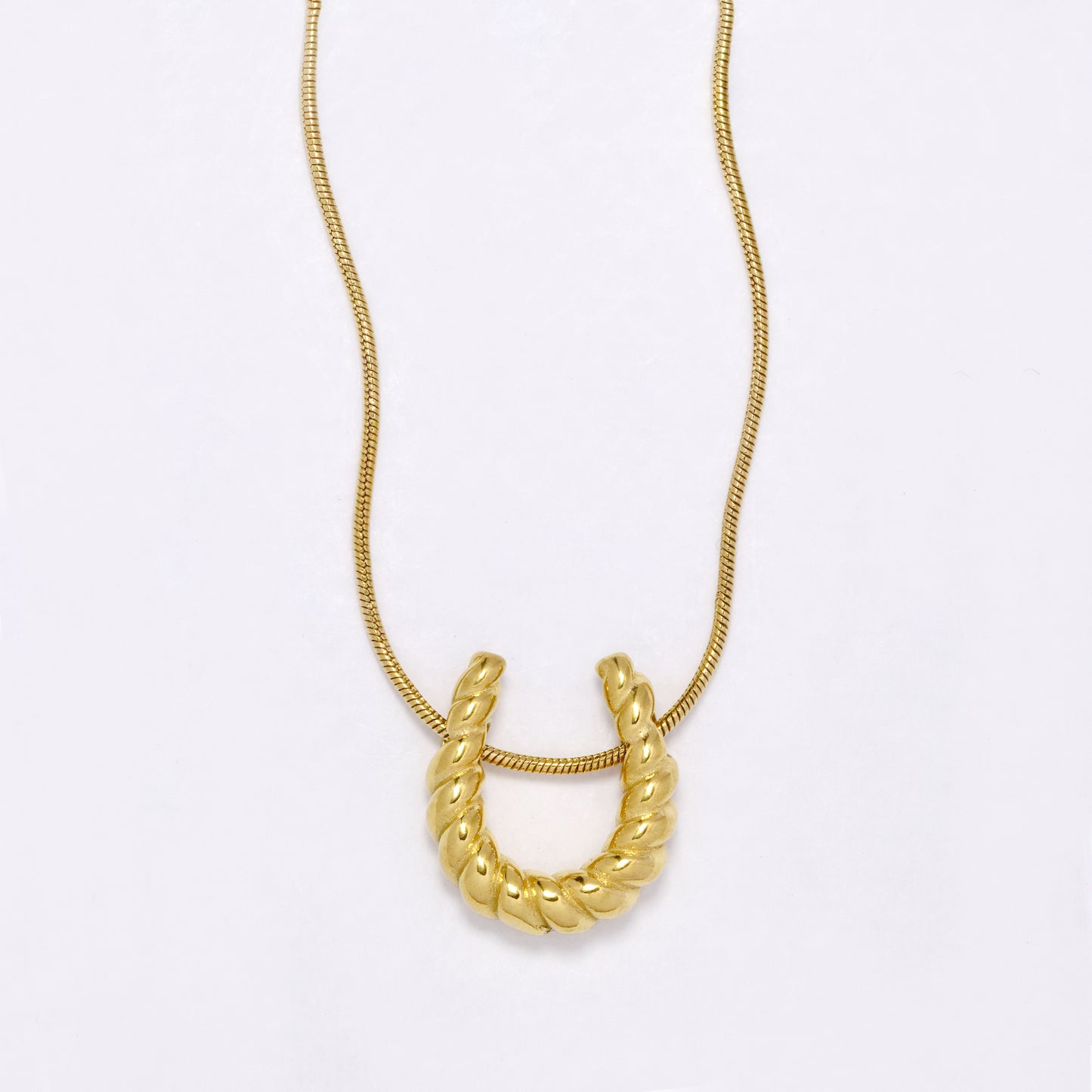 SSYN6877 - Steel 40cm + 5cm textured horseshoe neklace