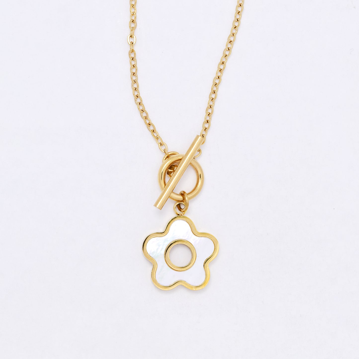 SSYN7112 - Steel 40cm flower necklace with toggle clasp