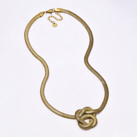 SSYN7310 - Steel 42cm + 5cm x 5cm double knot snake necklace