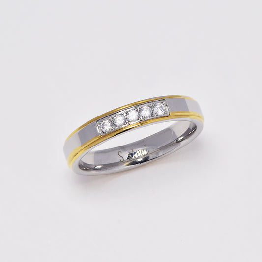 Stainless steel gold edge band detailed with cubic zirconia