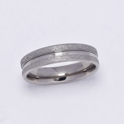 Stainless steel icing band with center groove - SSYR5297