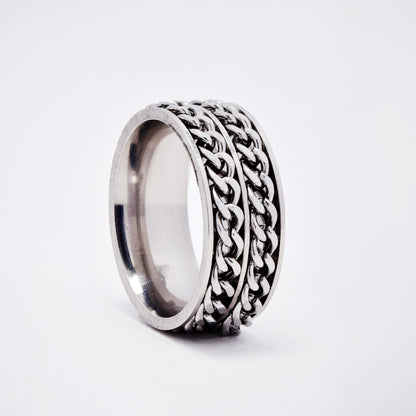 Steel ring with curb chain detail - SSYR5811