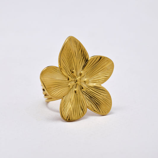 SSYR6009 - St Steel 31.5mm x 32.5 mm open size flower ring