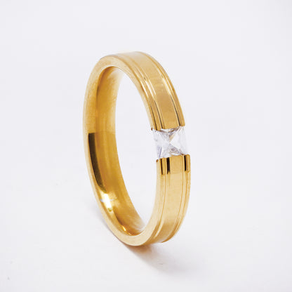 SSYR6104 - St Steel 4mm band with square CZ
