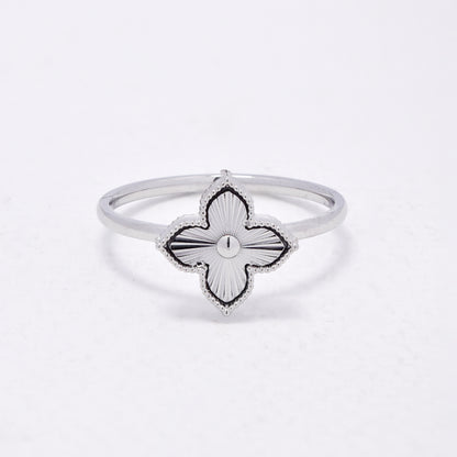 SSYR6610 - St Steel flower ring