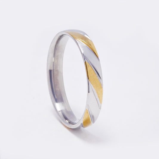 SSYR7405 - Steel 4mm 2-toned diagonal line ring
