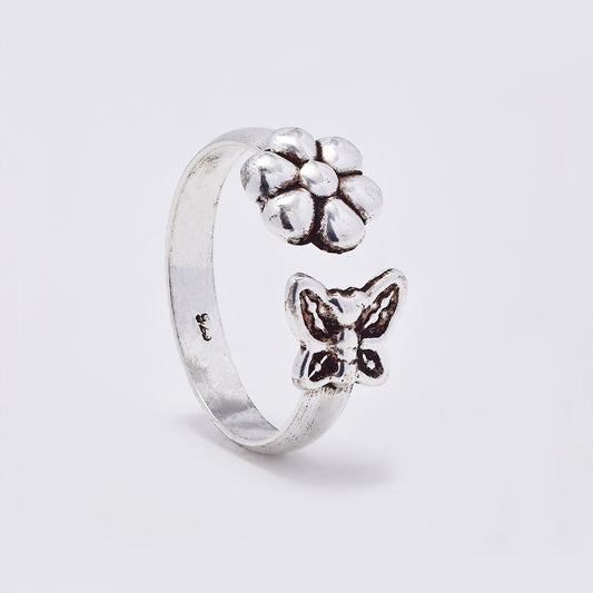 925 Silver flower and butterfly oxidised toe ring - STR1069