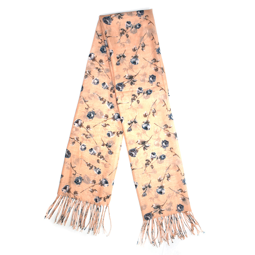 Tassel scarf with rose blossoms