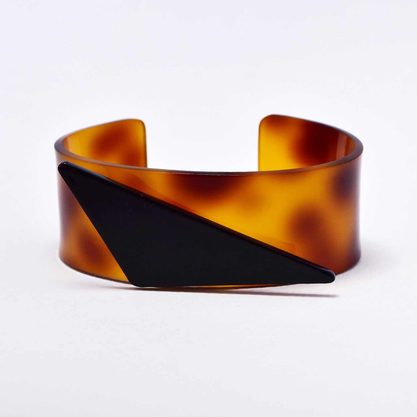 YB6188 - Leopard spot cuff bangle