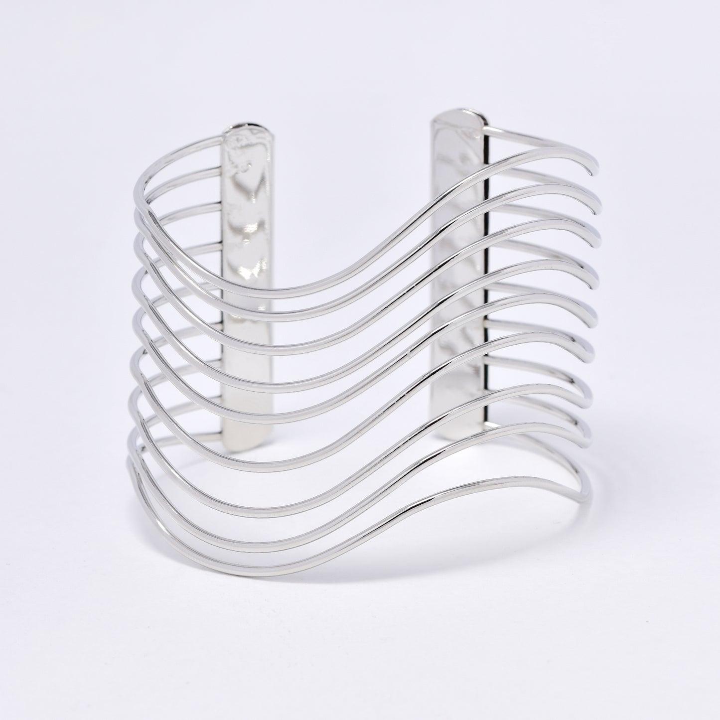 YB6329 - Fashion wavy line wire cuff