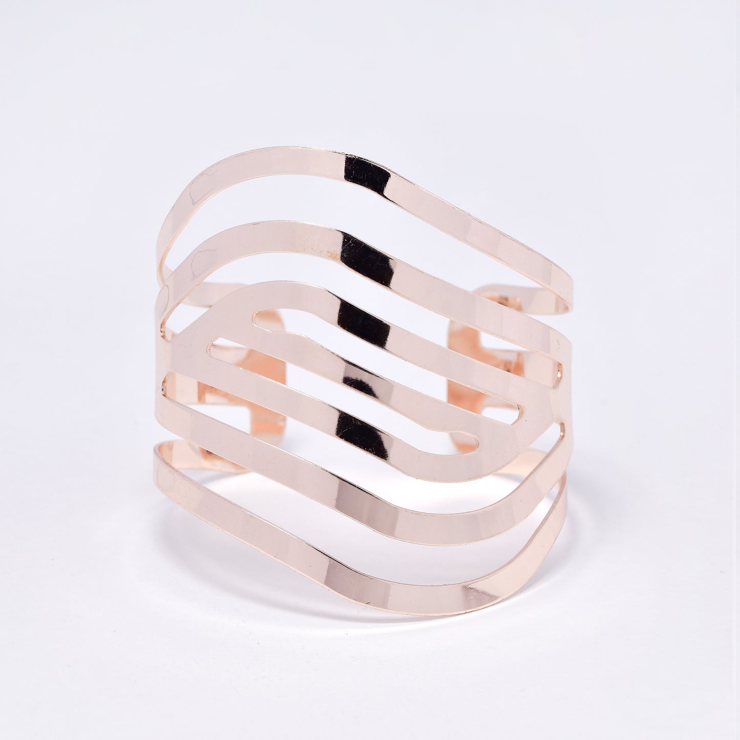 YB6330 - Fashion organic wave pattern cuff