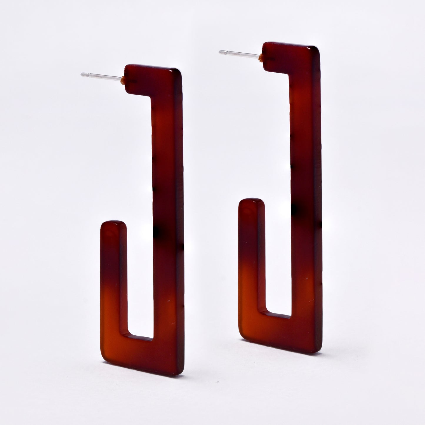 YE6185 - G- shaped hoops with pin