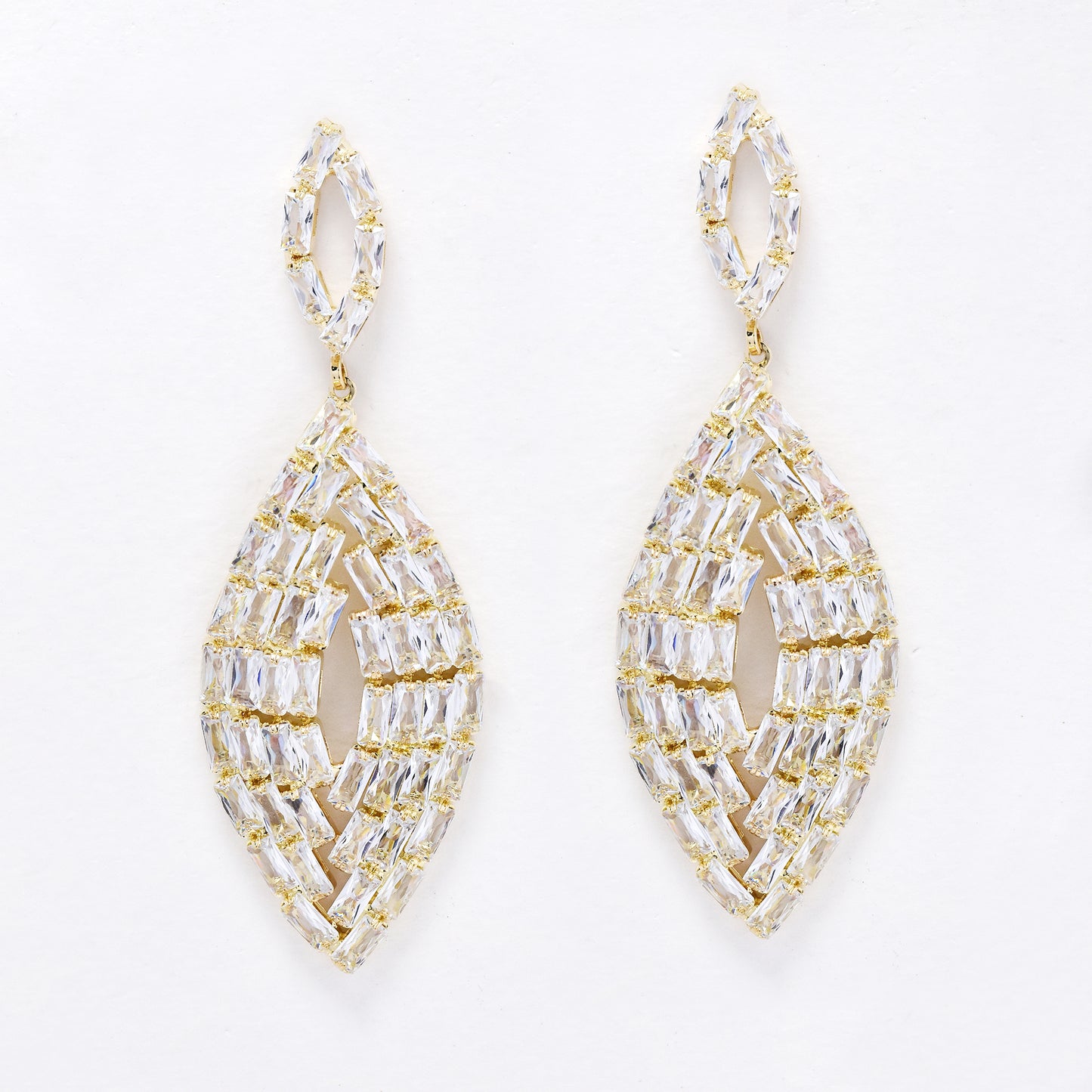 YE6214 - Diamante gold plated drop earrings