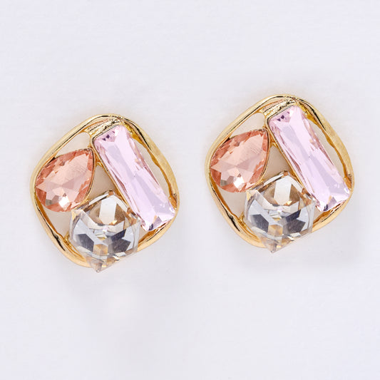 YE7669 - Geometric shaped crystal stud earring