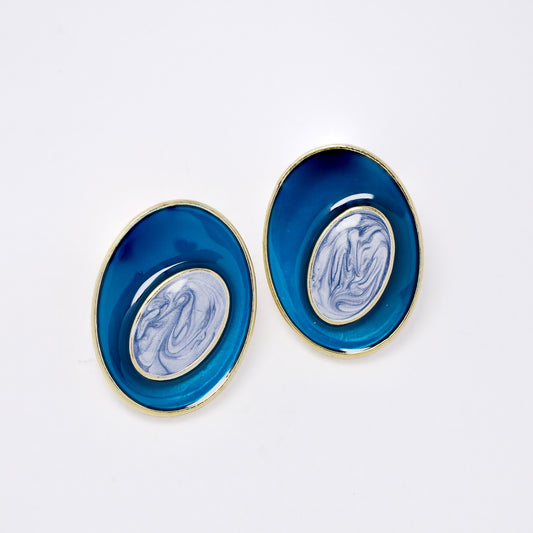 YE7720 - Oval resin stud earring