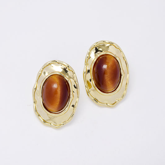 YE7729 - Statement cat's eye hammered stud earring