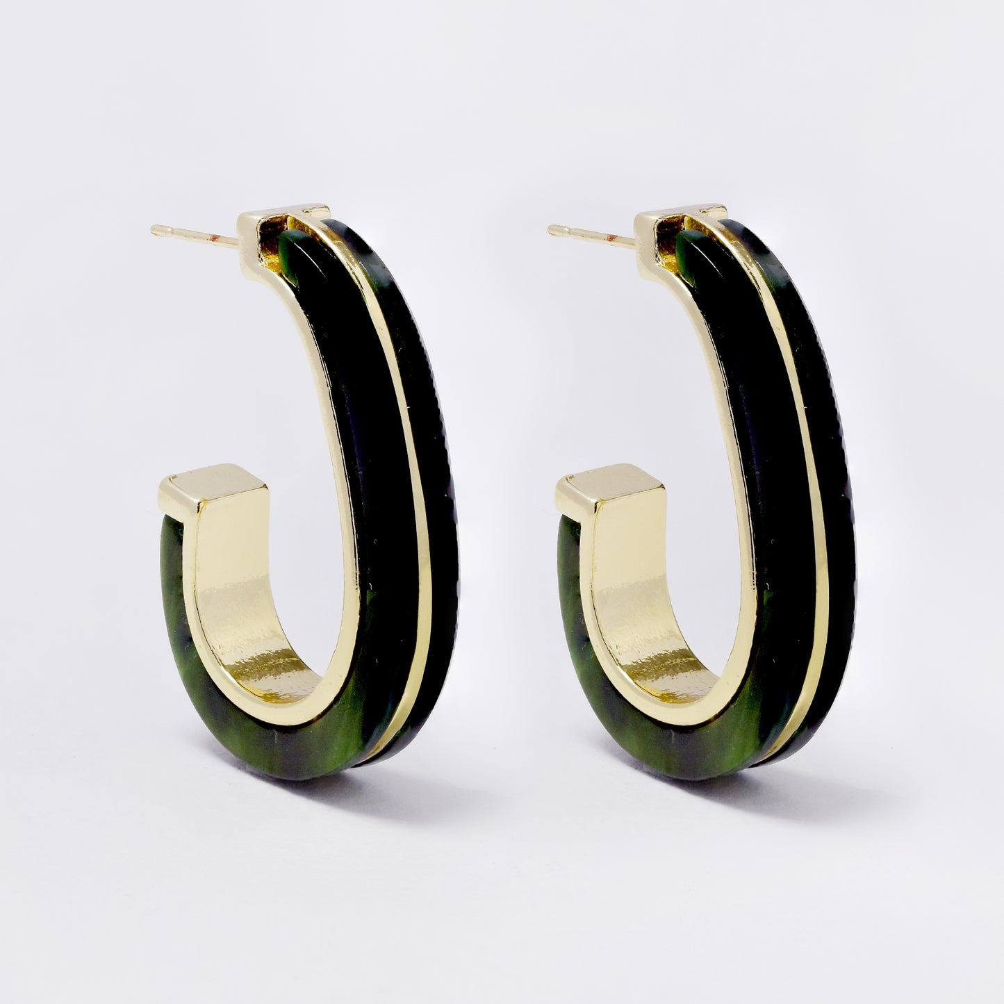 YE7741 - Resin pin hoop earring