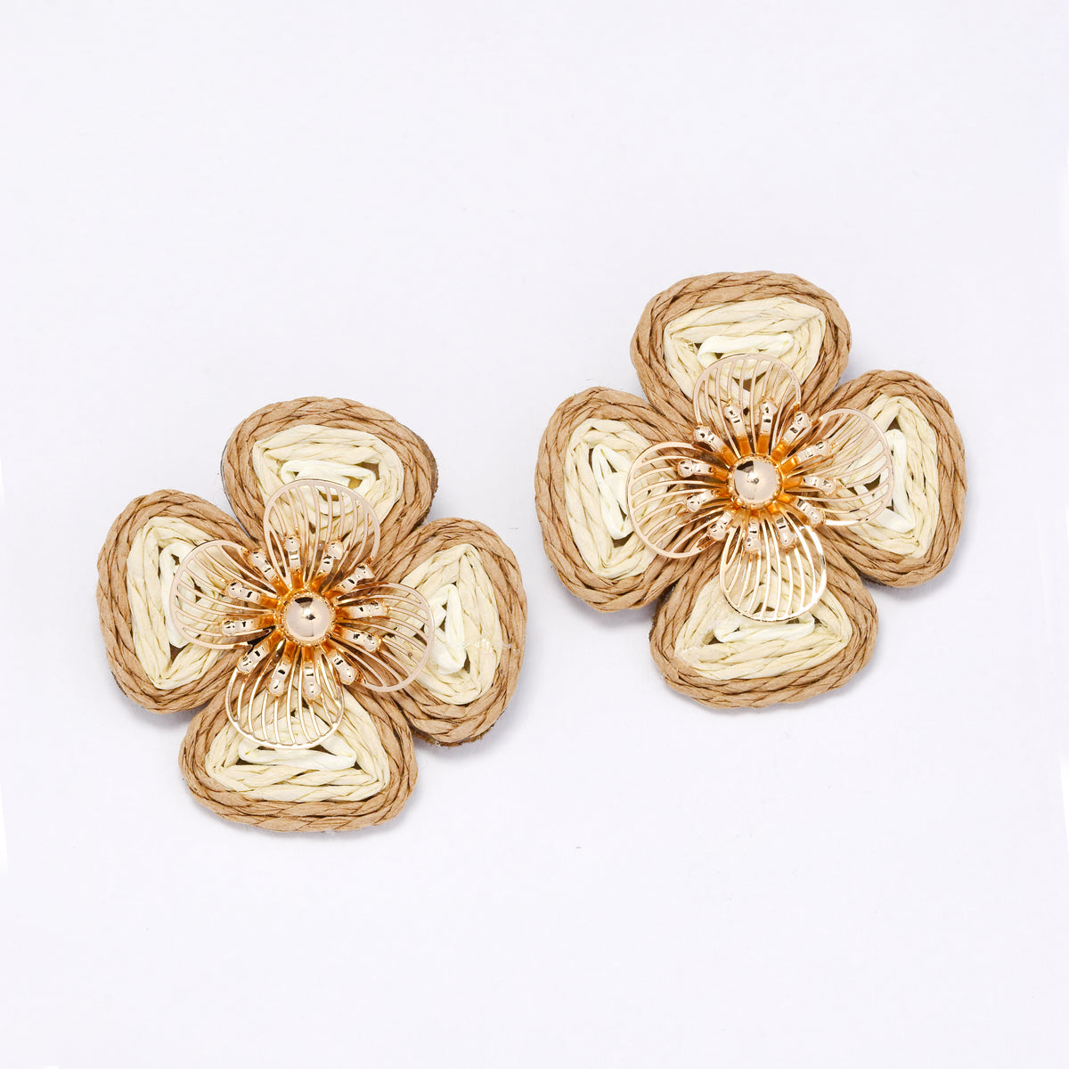 YE7806 - Woven straw 45mm flower stud earring