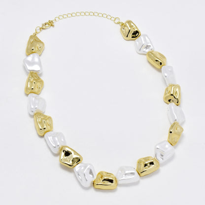 YN6314 - Fashion organically shaped faux pearl statement necklace