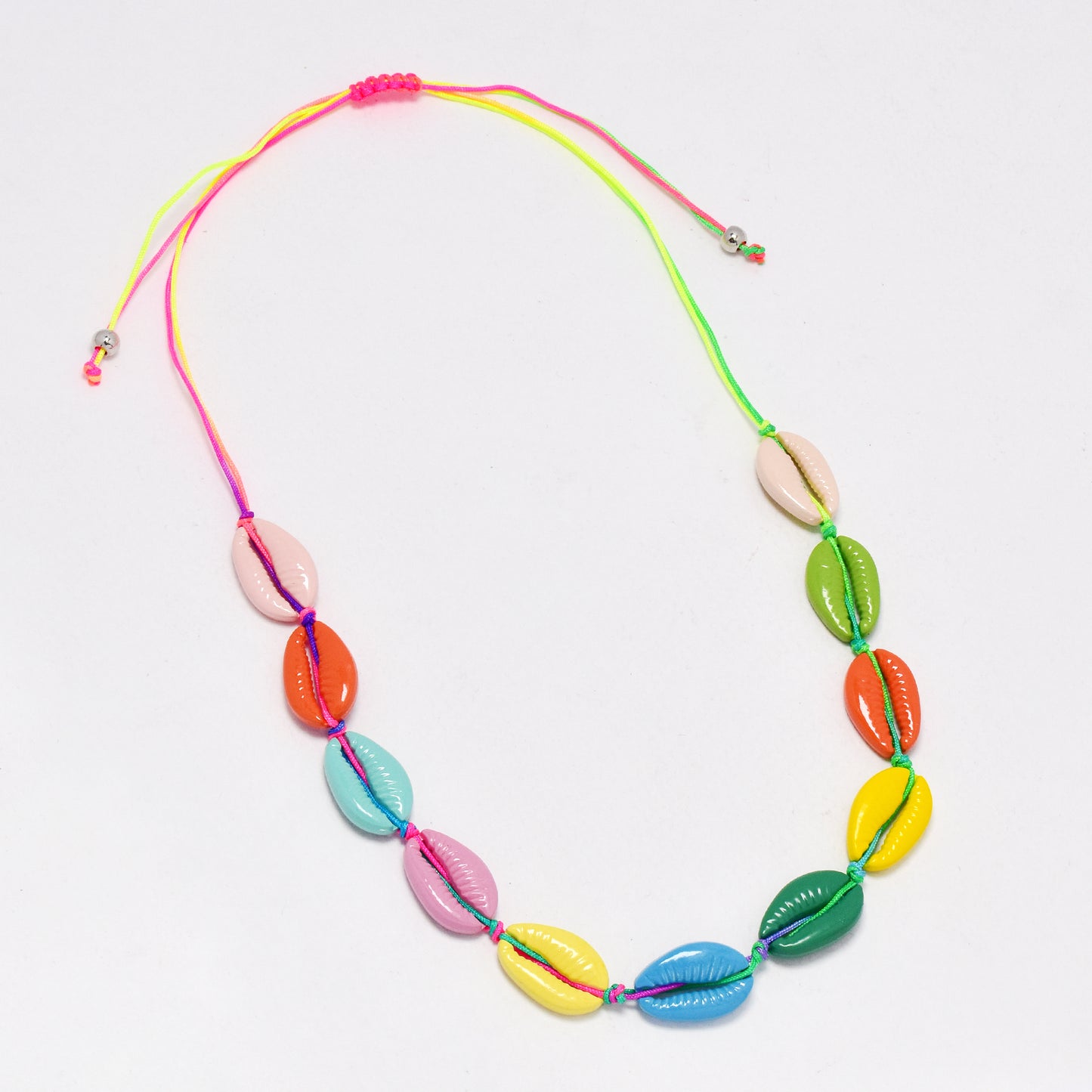 YN6769 - Adjustable cowrie shell necklace