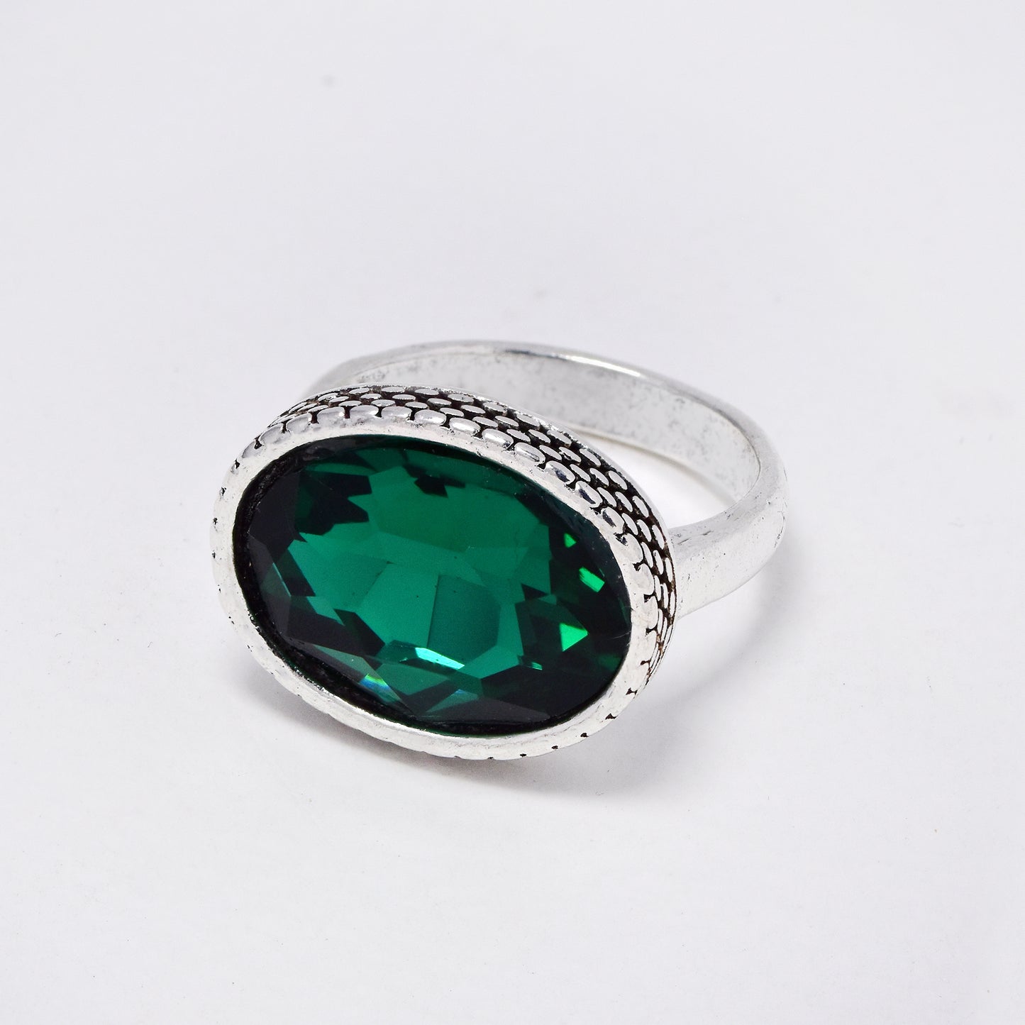 YR6791 - Fashion statement crystal checked rim ring
