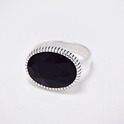 YR6792 - Fashion statement crystal line rim ring