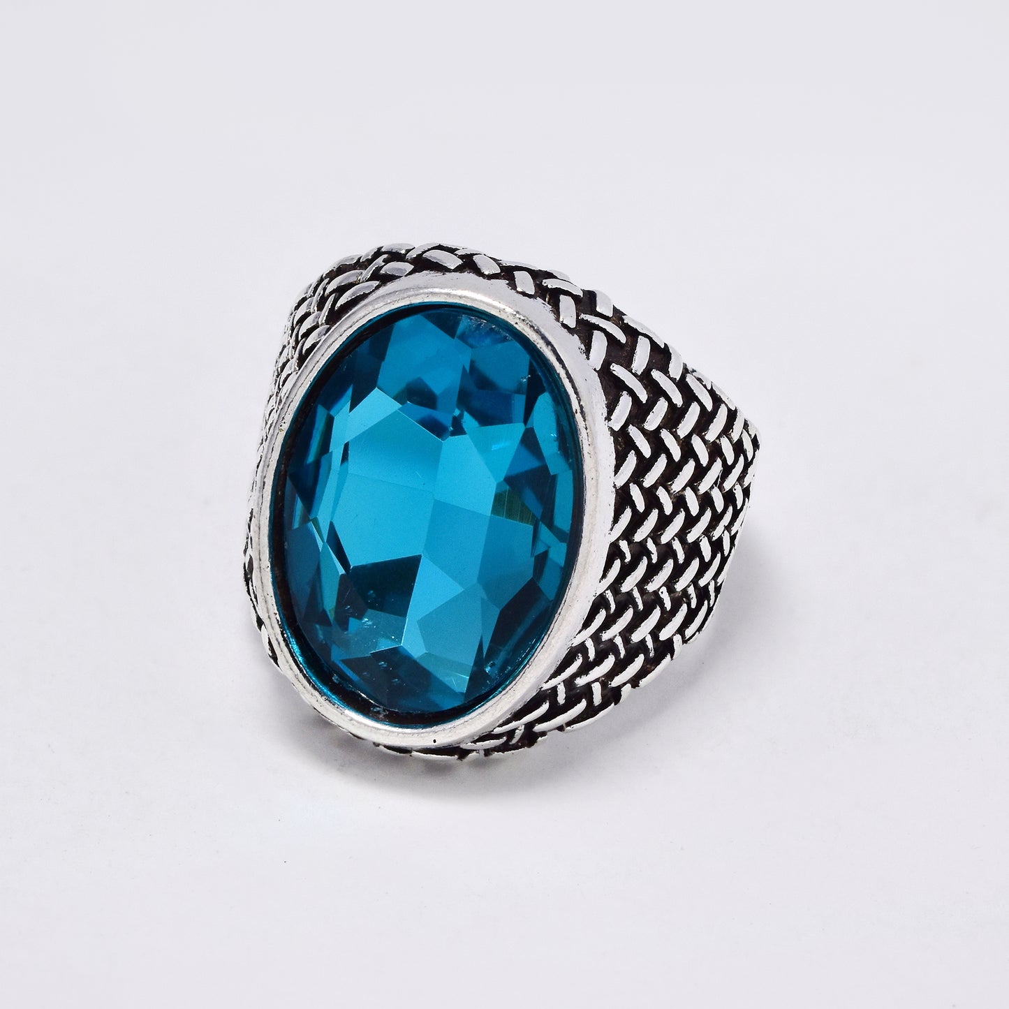 YR6794 - Fashion statement woven detail ring