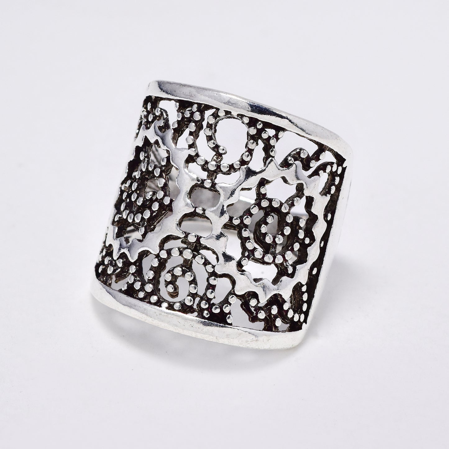 YR6795 - Fashion spiral cutout statement ring