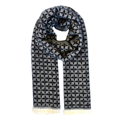 Luxuriously soft woven scarf