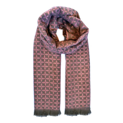 Luxuriously soft woven scarf